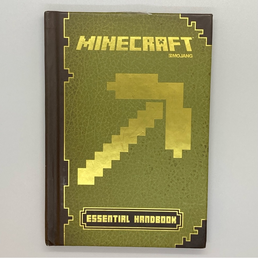 MINECRAFT Essential Handbook